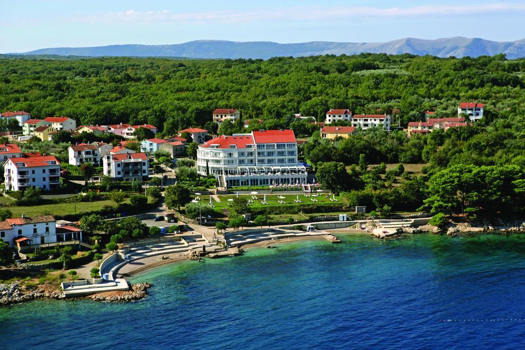 Spa & Wellness Hotel Pinia Malinska Exterior foto
