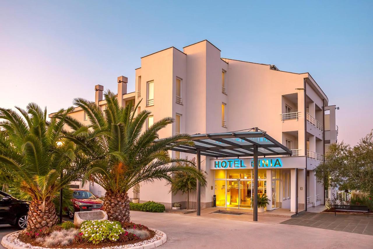 Spa & Wellness Hotel Pinia Malinska Exterior foto